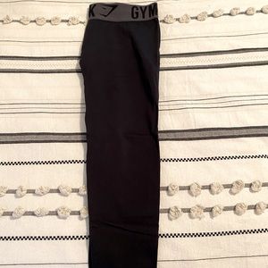 Black Gymshark Capri Leggings